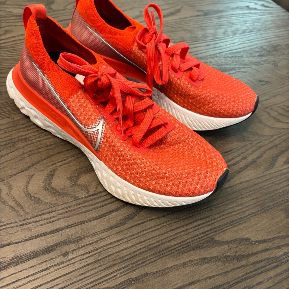 Nike React Infinity Run Flyknit Running Shoes - Picture 2 of 7